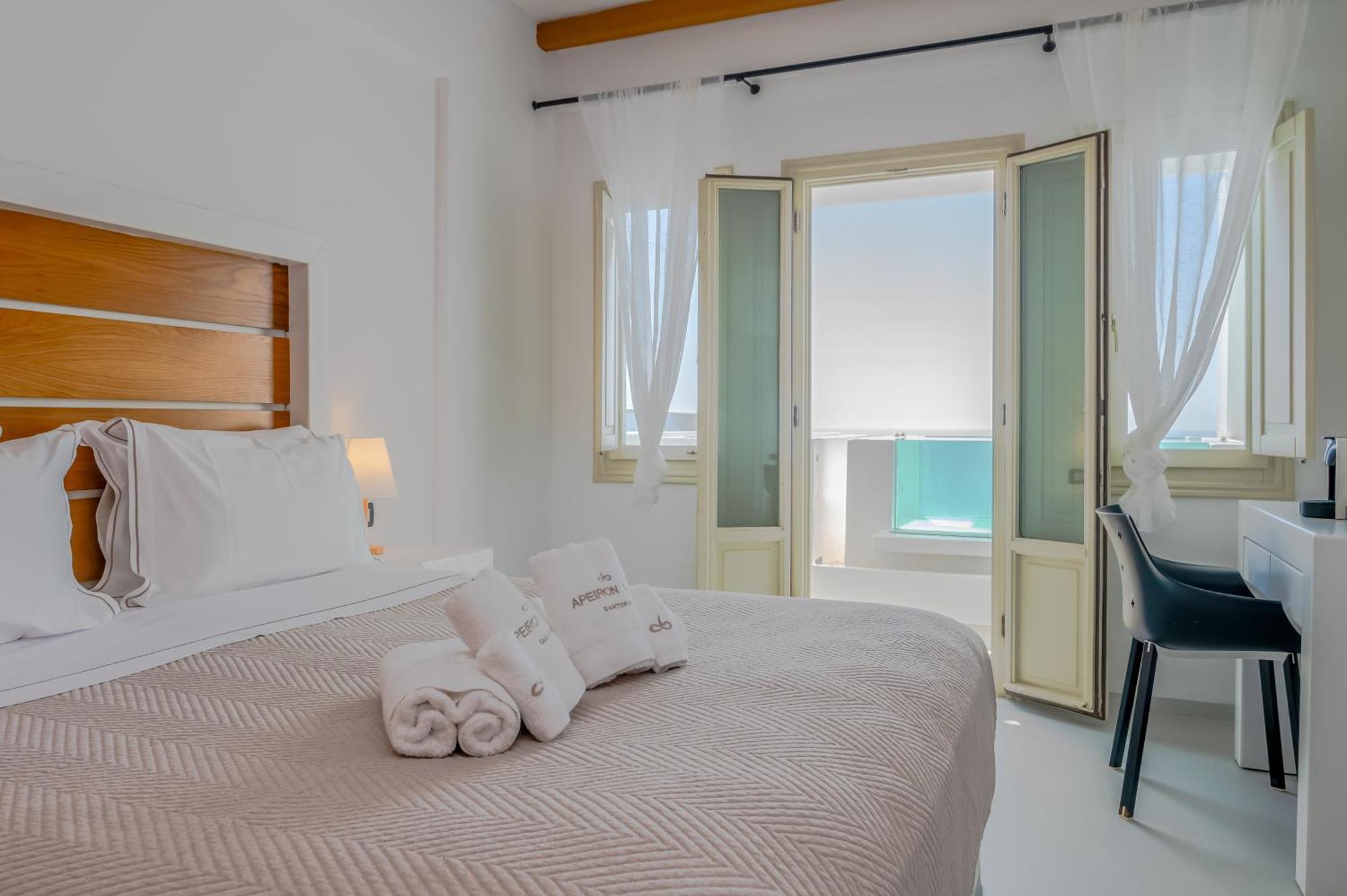 Apeiron Blue Santorini - Sustainable Adults Only 14 Plus Фира Екстериор снимка